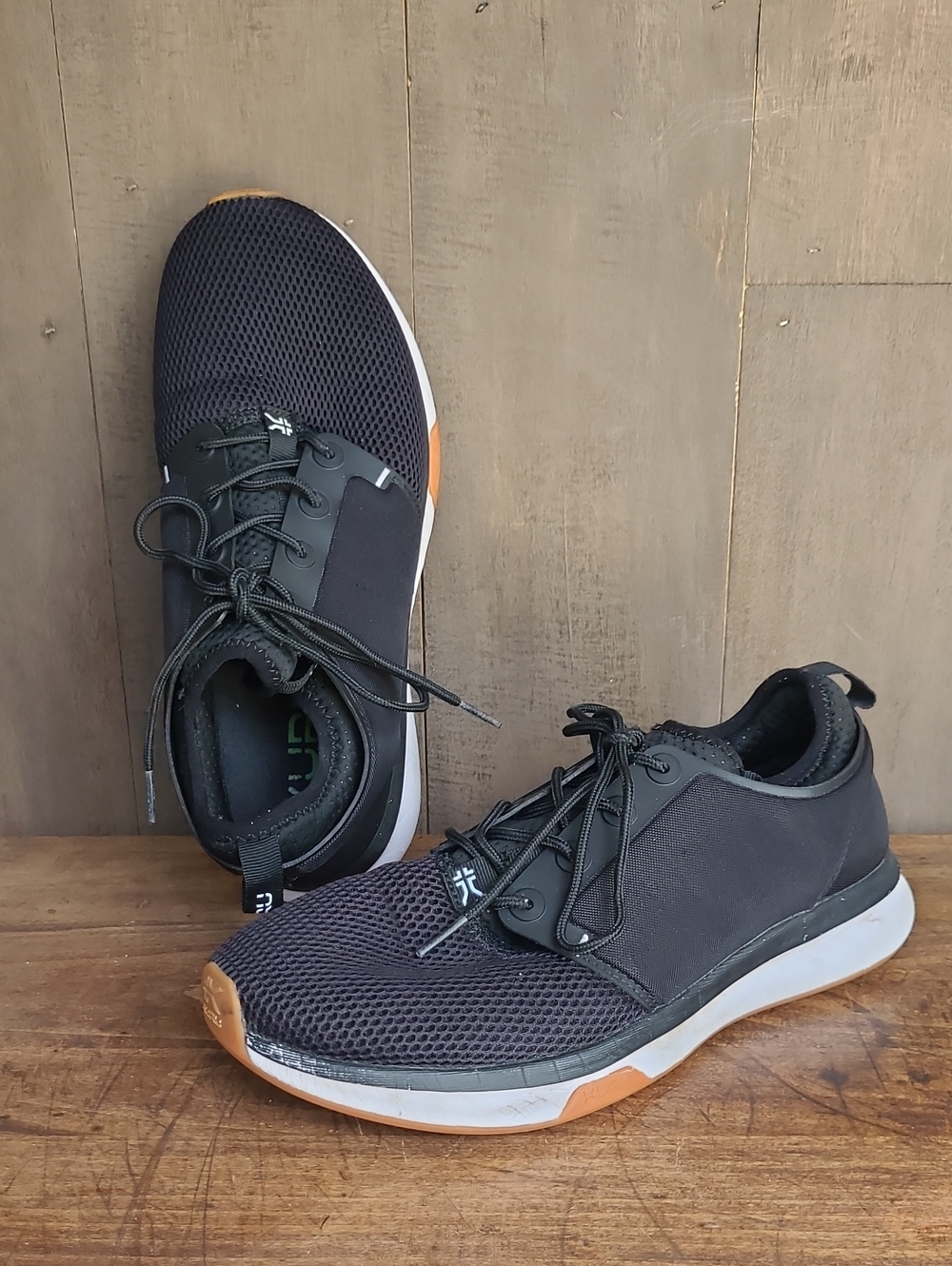 Kuru Atom Sneakers Women's sz 9.5 Wide Black High Performance Training Shoes